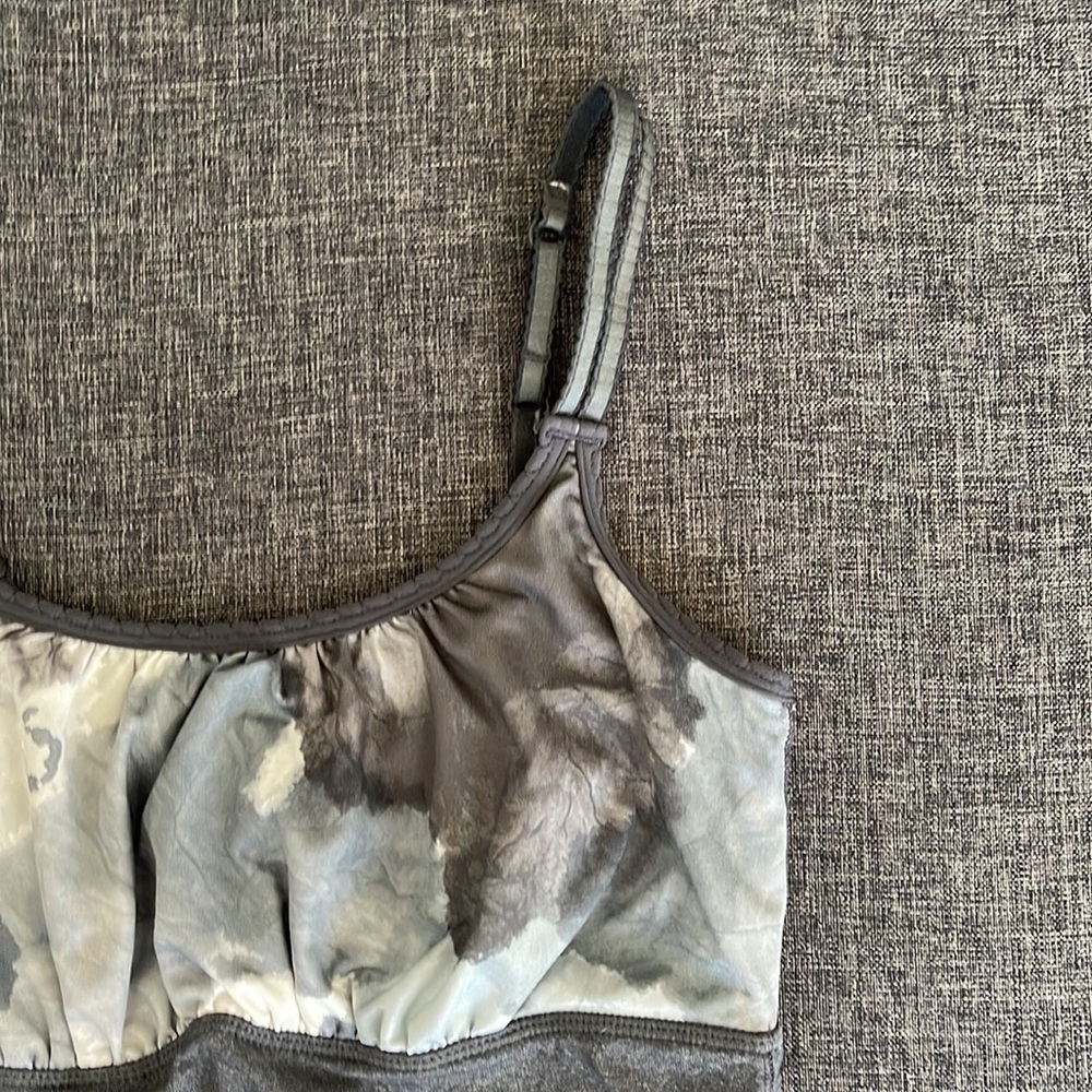 Lululemon Top - Picture 2 of 5